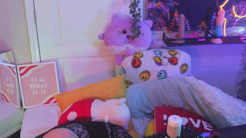 Snapshot of mj_vodkagirls chatting on 01.27.25 Hera Tethra Bathtub stream 20k followers Ask about our custom videos3 online show from 01.27.25