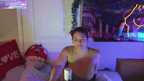 Snapshot of mj_vodkagirls chatting on 02.11.25 Hera Tethra Bathtub stream 20k followers Ask about our custom videos3 online show from 02.11.25