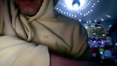 Snapshot of mjmckenz55 chatting on 09.30.25 Daddy720 online show from 09.30.25