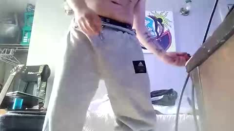 Snapshot of mjmckenz55 chatting on 10.29.25 Daddy720 online show from 10.29.25