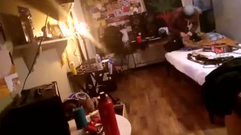 Snapshot of mjmckenz55 chatting on 11.04.25 Daddy720 online show from 11.04.25