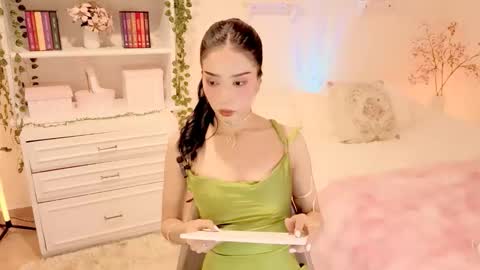 Snapshot of mkultra_aliice chatting on 10.19.25 Alice online show from 10.19.25