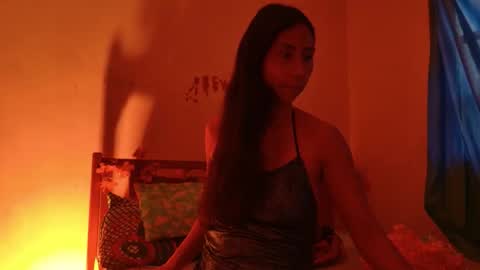 Snapshot of mli739709 chatting on 11.05.25 MoonLipson online show from 11.05.25