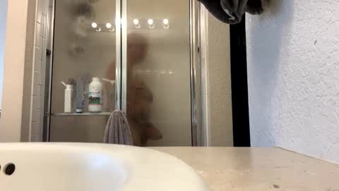 Snapshot of mmartinez7 chatting on 11.01.25 mmartinez7 online show from 11.01.25