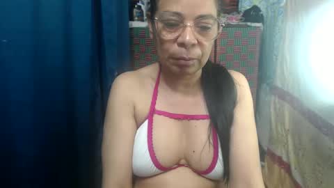 Snapshot of mmaturemessy chatting on 09.25.25 kelly online show from 09.25.25