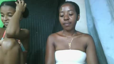 Snapshot of mmerela chatting on 02.26.26 mmerela online show from 02.26.26