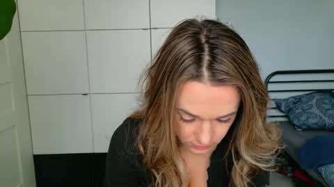 mmminnie online show from 03.26.26