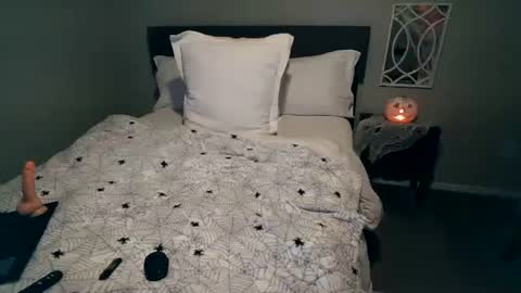 Angel online show from 10.12.25