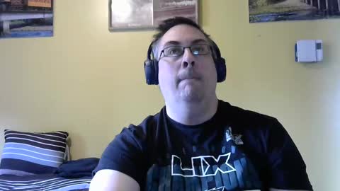 Snapshot of mmr45 chatting on 10.04.25 mmr45 online show from 10.04.25