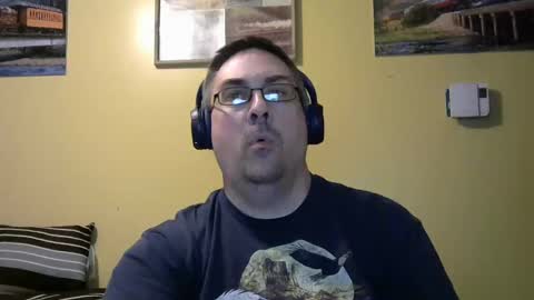 Snapshot of mmr45 chatting on 10.08.25 mmr45 online show from 10.08.25