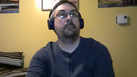 Snapshot of mmr45 chatting on 10.29.25 mmr45 online show from 10.29.25