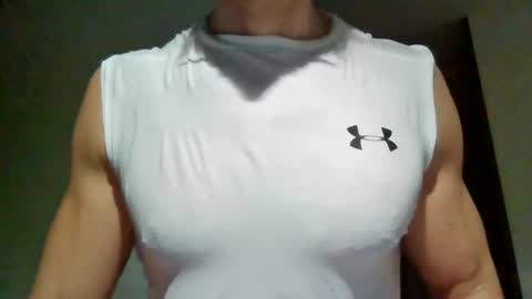 Snapshot of mmuscularman chatting on 02.17.25 mmuscularman online show from 02.17.25