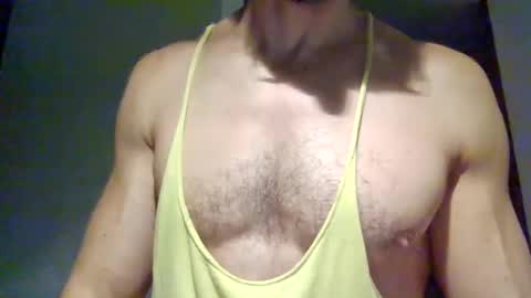 Snapshot of mmuscularman chatting on 03.10.25 mmuscularman online show from 03.10.25