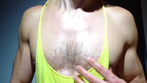 Snapshot of mmuscularman chatting on 10.20.25 mmuscularman online show from 10.20.25