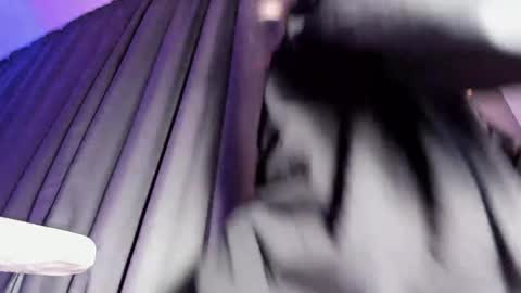 mnepohhh online show from 04.18.26