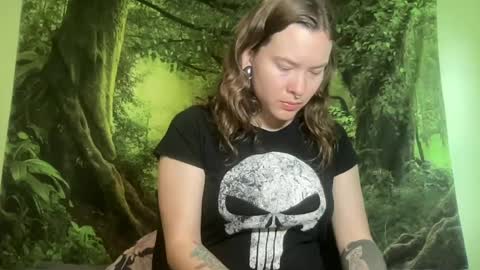 Snapshot of mo0n_goddess chatting on 07.02.26 Misty online show from 07.02.26