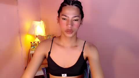 Mocha Locca  online show from 02.17.25