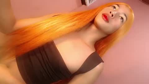 Mocha Locca  online show from 02.25.25