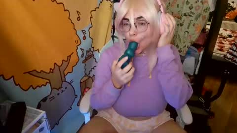 The Mochi Rainbow Variety Show online show from 01.24.25