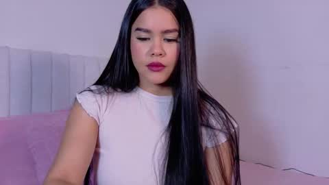 zoe ross online show from 10.11.25