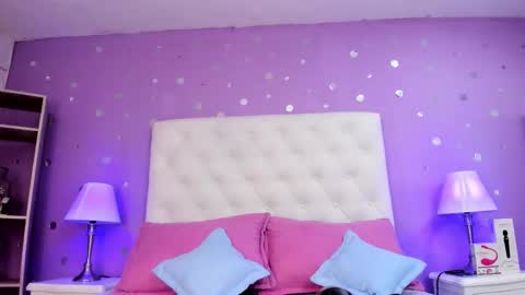 Sophia  online show from 12.20.25