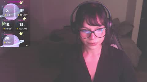 Snapshot of modjo_ chatting on 10.18.25 Modjo online show from 10.18.25