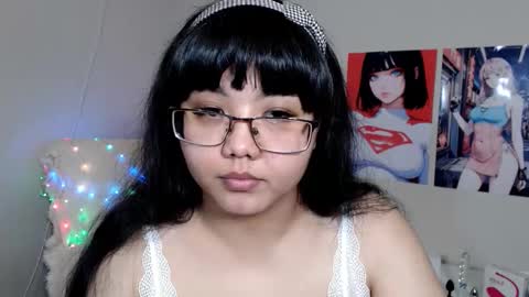 Molly online show from 01.05.25