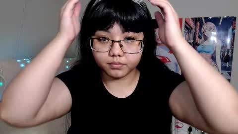 Molly online show from 01.06.25