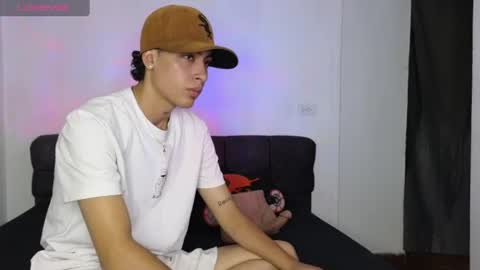 Snapshot of mohamed_malik chatting on 08.06.26 mohamed_malik online show from 08.06.26