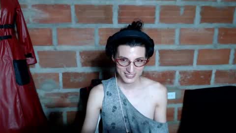 Snapshot of moira_hot chatting on 07.07.26 moira_hot online show from 07.07.26