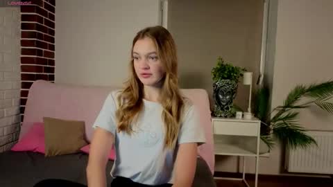 Kylie online show from 10.26.25