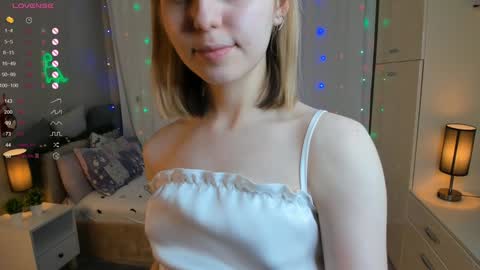 Laura online show from 02.05.25