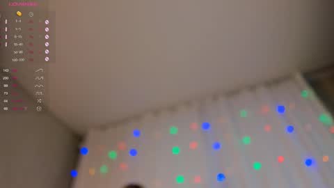 Laura online show from 02.12.25