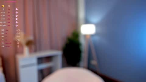 Laura online show from 09.09.25