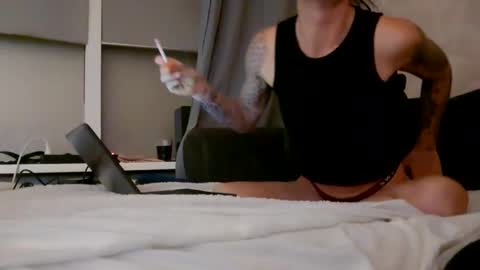 KinkyCoupleNL online show from 09.28.25