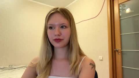Snapshot of mollieadamek chatting on 05.02.26 Lisa online show from 05.02.26