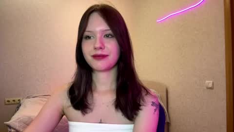 Snapshot of mollieadamek chatting on 05.13.26 Lisa online show from 05.13.26
