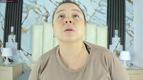 Snapshot of molliebue1 chatting on 03.08.25 Hey Guys Im Mollie online show from 03.08.25