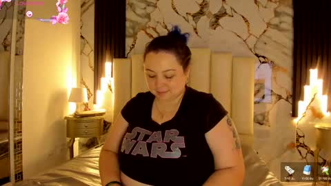 Snapshot of molliebue1 chatting on 10.14.25 Hey Guys Im Mollie online show from 10.14.25