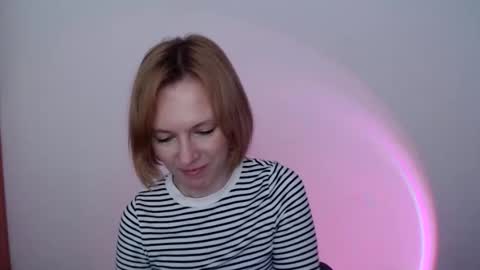 Snapshot of mollilove chatting on 05.14.26 mollilove online show from 05.14.26