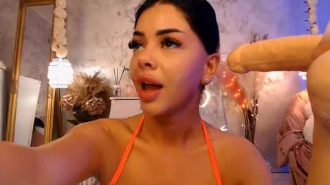 Moly online show from 11.14.25