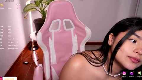 Snapshot of molly_couper1 chatting on 02.28.25 Independent Model online show from 02.28.25