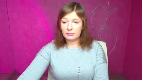 Snapshot of molly_mis chatting on 12.19.24 Molly online show from 12.19.24