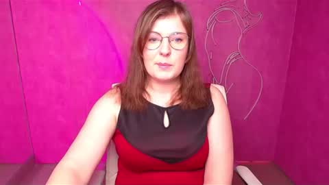 Snapshot of molly_mis chatting on 02.24.25 Molly online show from 02.24.25