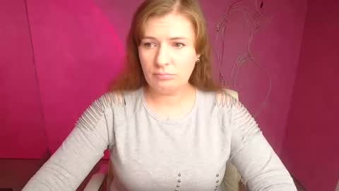 Snapshot of molly_mis chatting on 09.19.25 Molly online show from 09.19.25