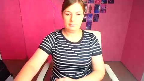 Molly online show from 07.08.26