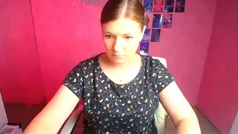 Molly online show from 07.12.26