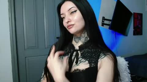 Snapshot of molly_montanaaa chatting on 05.28.26 Lina online show from 05.28.26