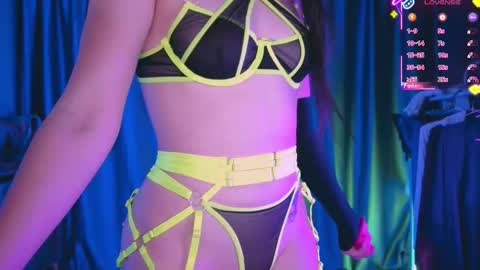 Molly online show from 12.03.25