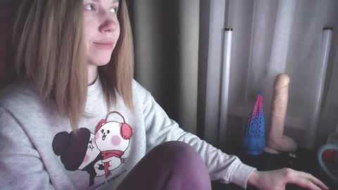 I have new photos come and see with love Molly online show from 01.12.25